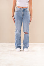 Lange jeans met gat